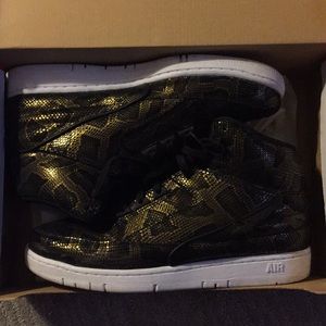 Nike Air Python